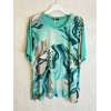 T-SHIRT FANTASIA ASTRATTA