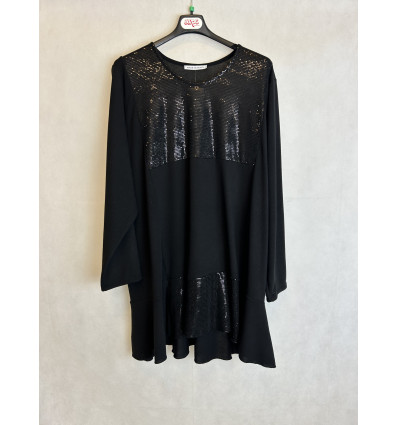 MAGLIA NERA CON INSERTI IN PAILLETTES