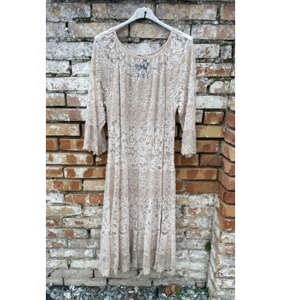 ABITO LUNGO IN PIZZO, BALZATO