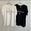 T-SHIRT CON SCRITTA