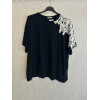 T-SHIRT INSERTI IN PIZZO SU SPALLA