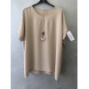BLUSA TAGLIO A SCATOLA CON COLLANA