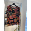 T-SHIRT NERO/MULTICOLOR CON BALZA SUL FONDO